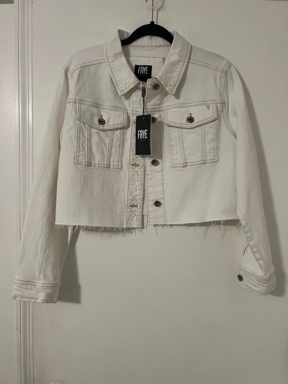 NWT Frye Off-White Cropped Denim Jacket size M (E300)